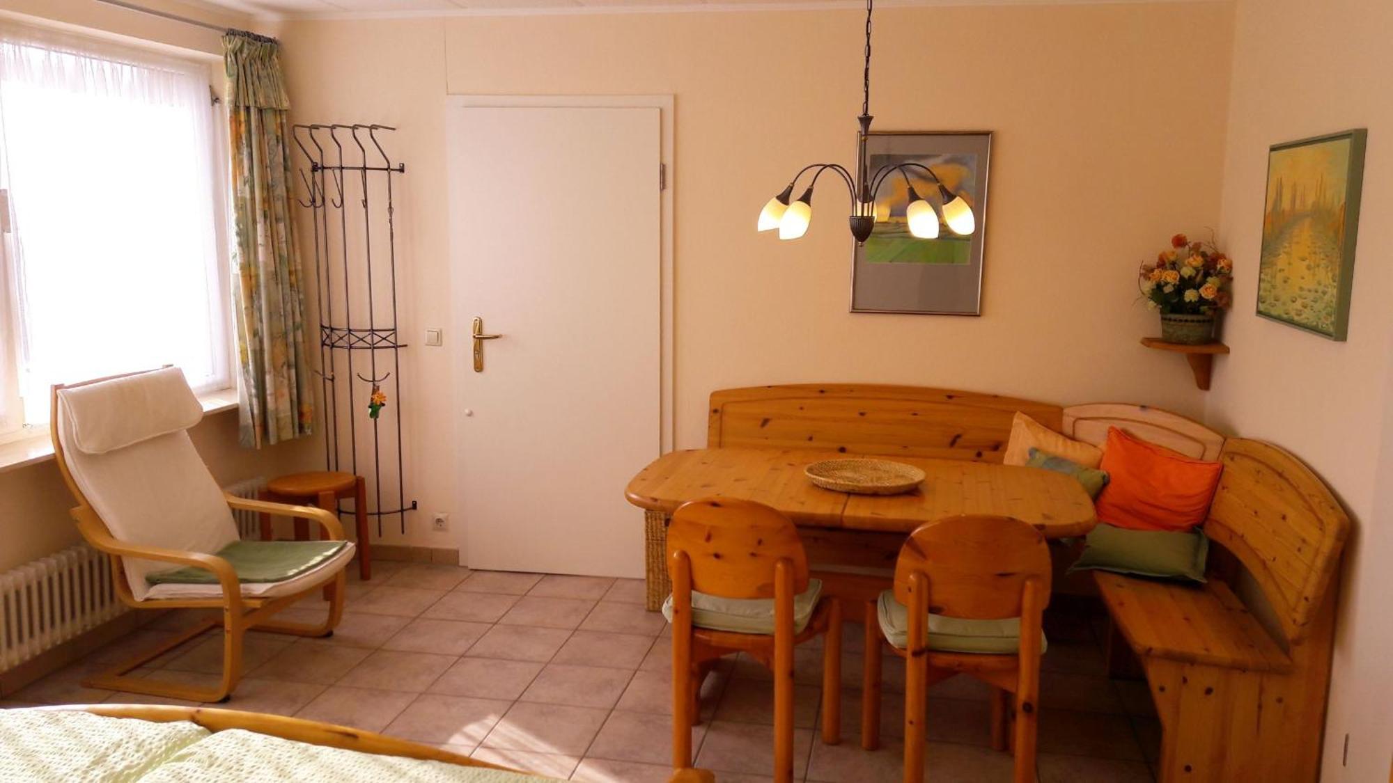 Lotte Und Helmut Klanner Apartment Daisendorf Bagian luar foto